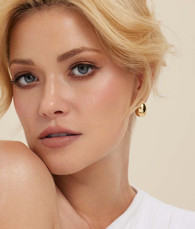 What Is Professional Makeup? Everything You Need to Know Before Booking an Appointment