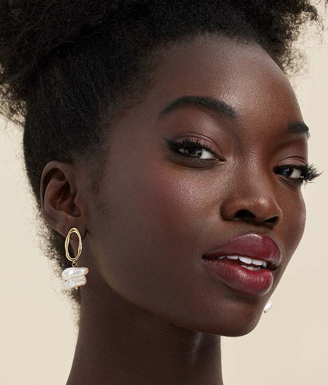 What Happens During a Professional Makeup Appointment? A Step-by-Step Guide